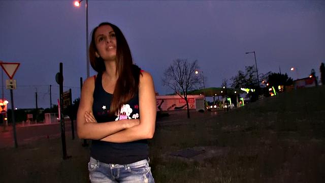 Convincing A Cute Babe To Guzzle Some Hot Cum