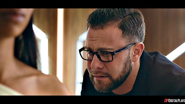 робот-девушка послала ботана и устроила лесбийский тройничок