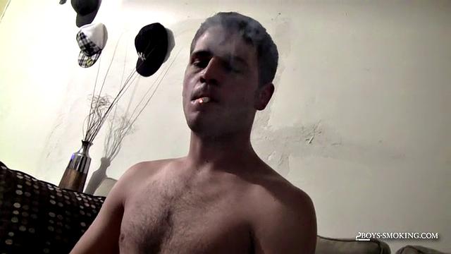Straight Guy Smoking and Sucking! - Straight Guy Smoking and Sucking!