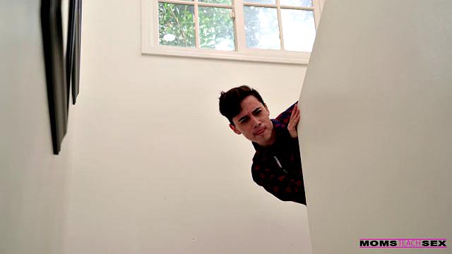 My Two Step Moms - S12:E6