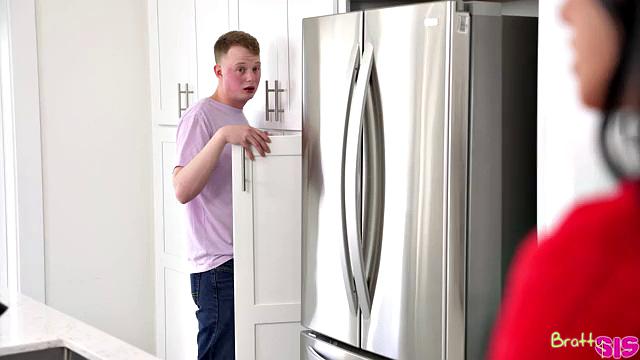 Hide and Seek with My Stepsister - S27:E1