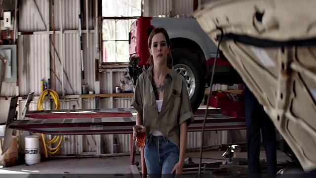 Zoey Deutch video