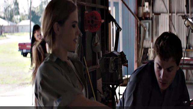 Zoey Deutch video