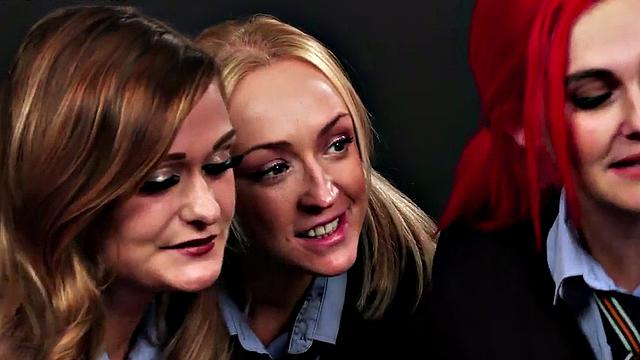 CFNM college chicks sucking student in group BJ