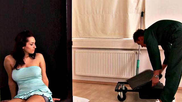 Curvy dommes pegging their submissive in threesome