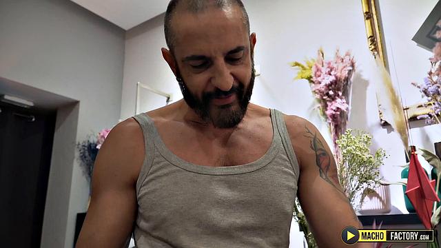 Th classic and kinky story of love where the cocky florist fucks the grooms - The big dick florist 1