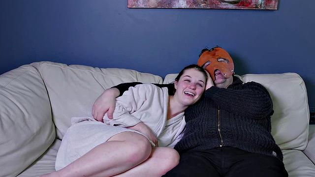 Kinky babe gets whipped