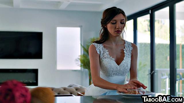 Cockhungry sluts sharing in 3some