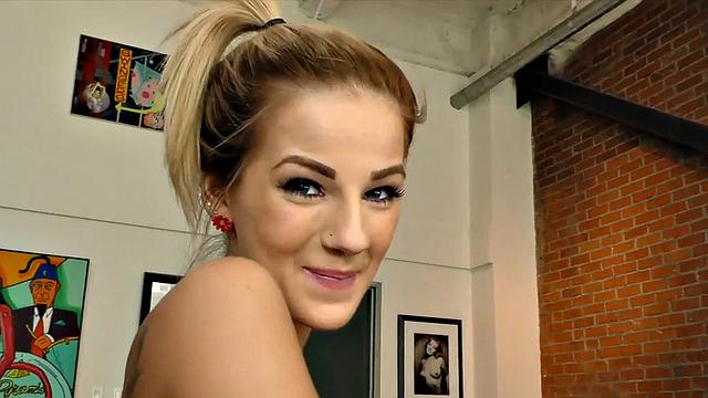 Tiny babe spoils POV cock with her oiled warm hands