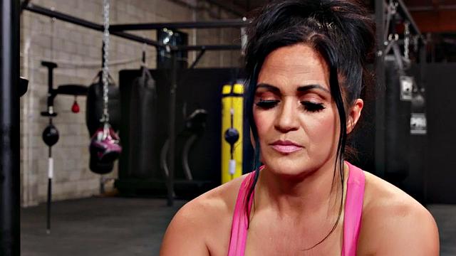 Sexy gym MILF gets her wet pussy pounded by a short guy in doggystyle