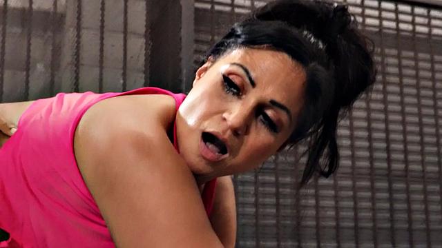 Sexy gym MILF gets her wet pussy pounded by a short guy in doggystyle