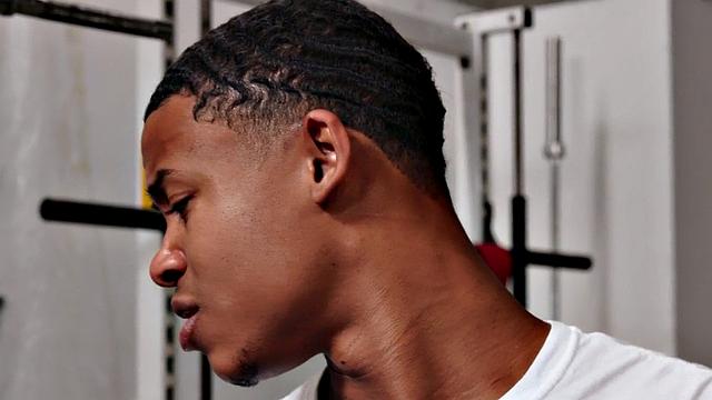 Sexy gym MILF gets her wet pussy pounded by a short guy in doggystyle