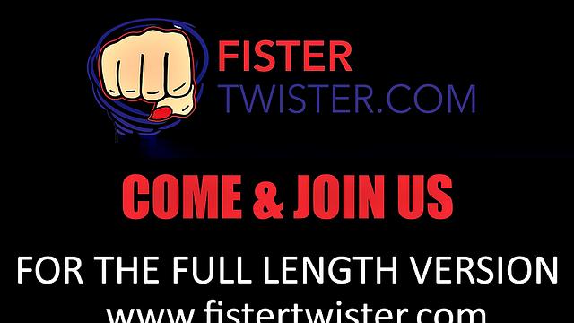 Lesbian Fisting Hot Blonde