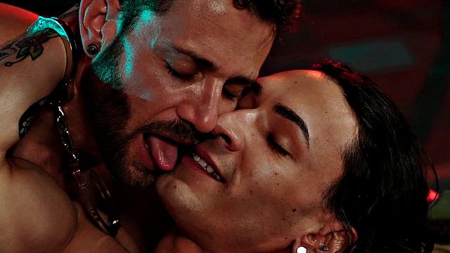 Cumslut Tagteamed By Beefy Stud & BBC Hunk - FistingInferno