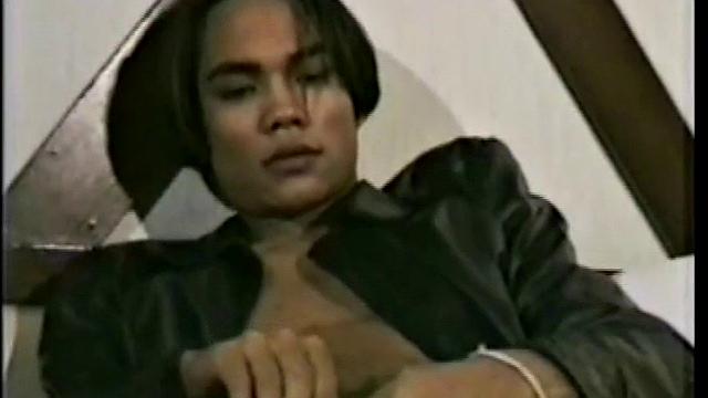 Asian twink gets barebacked by athletic amateur