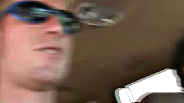 На вписке блондинка показала класс, препод бы гордился