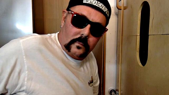 Hung Ebony Glory Hole Suck and Drilling