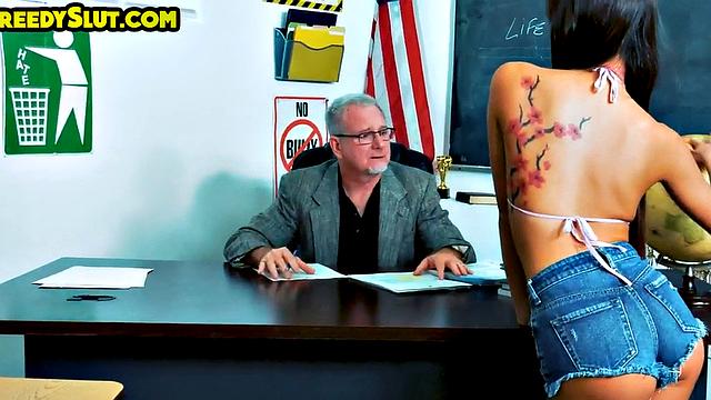 Asian 21yo college facesitting in the classroom