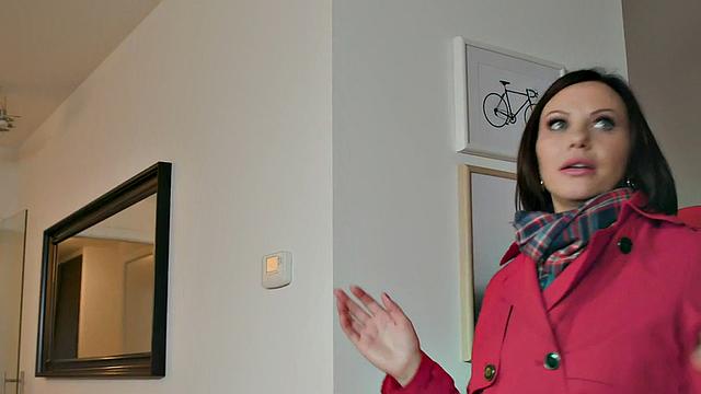 Amateur IR anal MILFY assfucked by BBC after casting