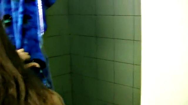 POV girlfriend bangs her man in cowgirl