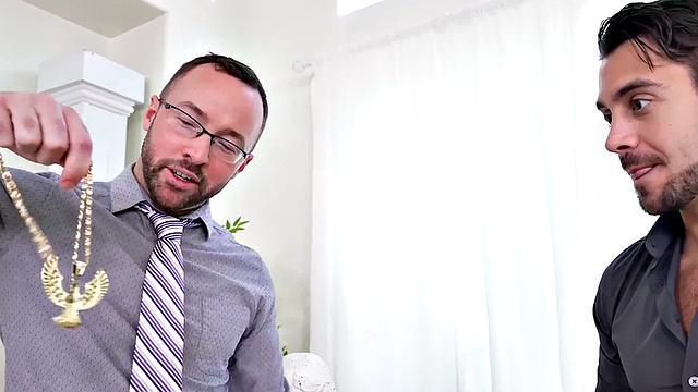 Mesmerized office jock rimmed by boss on work