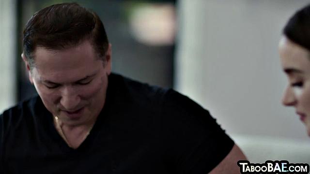 Cute babe gives blowjob