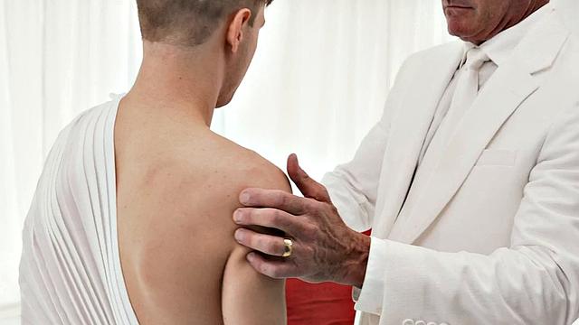 Foot fetish apprentice barebacked in 3some by masons