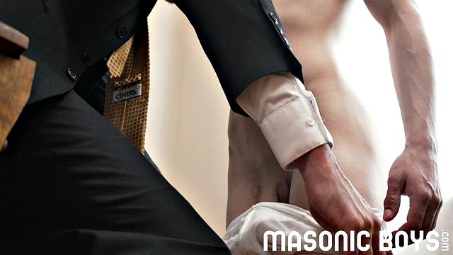 APPRENTICE YOUNG Chapter 2 - Calling