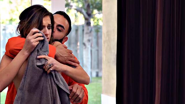 Teen Creeper Avery Moon - Punished By Prisoner