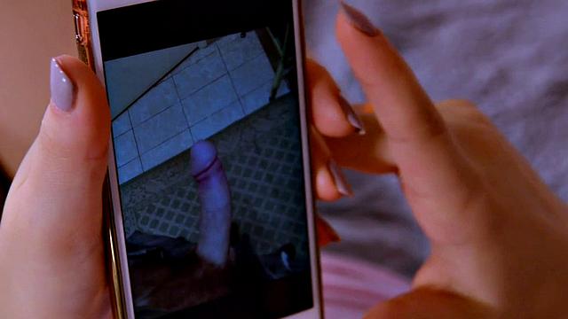 Naughty Teen Kylie Quinn Fucks Sister's Boyfriend