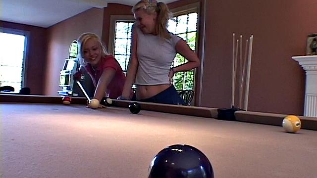 Little Summer teen gets pussy licked