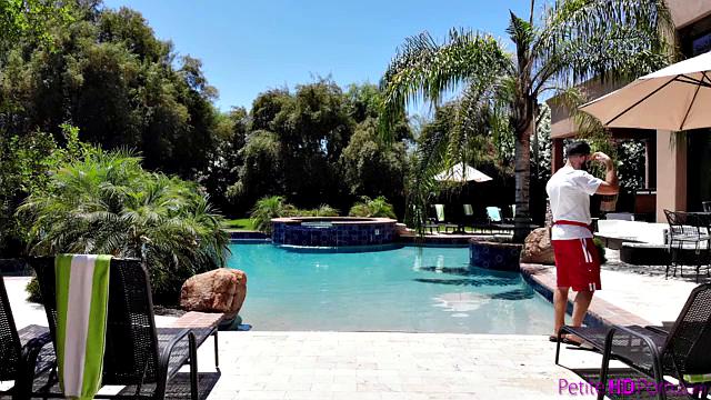 September 2020 Flavor Of The Month Kiara Cole