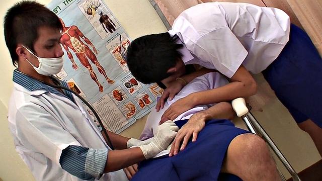 Asian twinks enjoy oral in threeway with doctor
