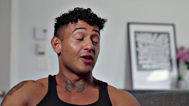 HETEROFLEXIBLE - Enlisted Military Kenzo Alvarez & Matthew Ellis Learn To Jerk Off Between Boys