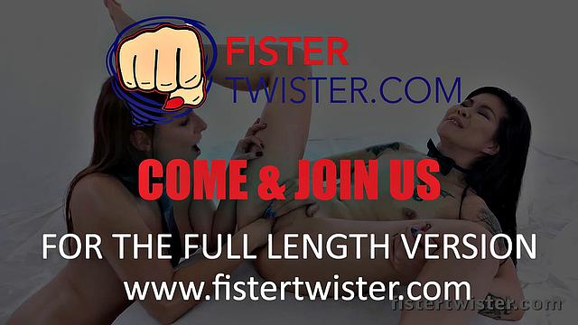 Lesbian Fisting - Asian babe orgasms during fisting