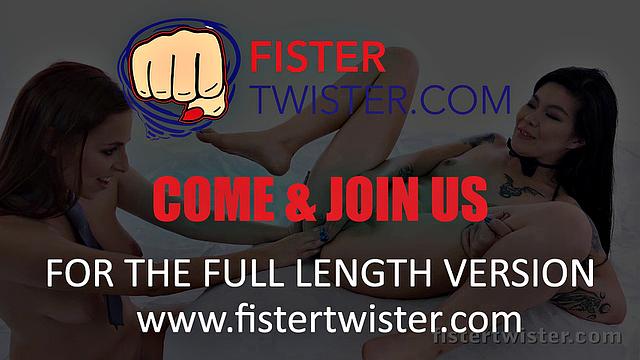 Lesbian Fisting - Asian babe orgasms during fisting