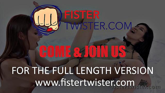 Lesbian Fisting - Asian babe orgasms during fisting