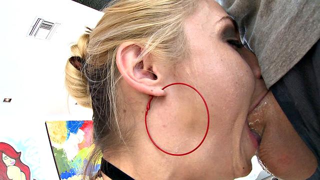 Sarah Vandella, Back qith Vengeance