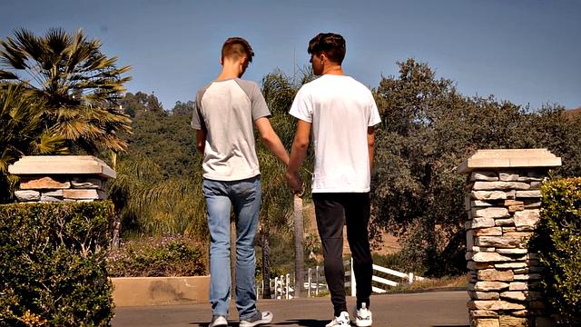 NextDoorTwink - Cute Twink Flip Fucks Nerdy Crush