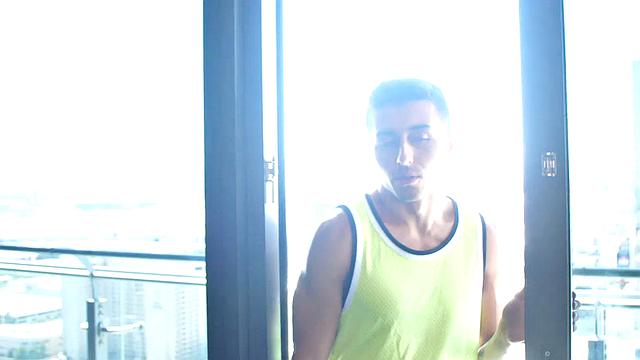 Step bro gets curious and figures a little dick never hurt anyone