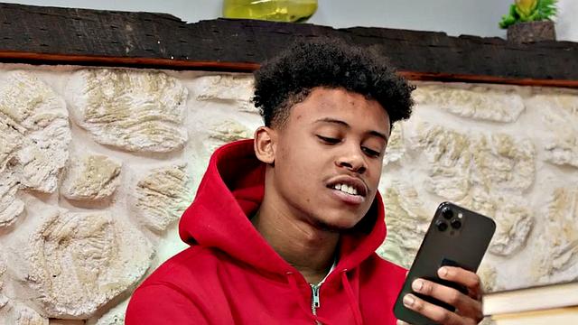 Short BBC guy fucks Ebony babe with medium boobs in bathroom