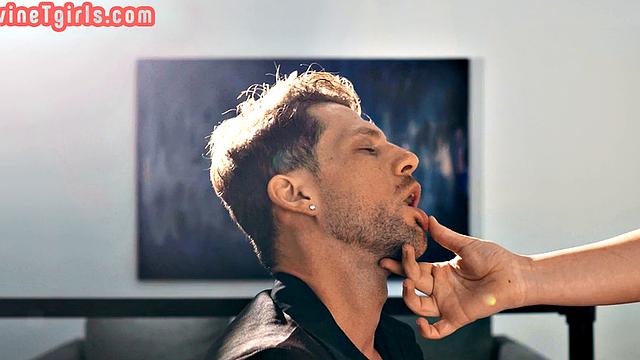 Divine redhead inked TS babe smashed at museum