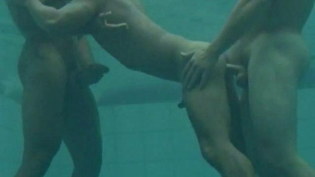 Latinos Ramon Mendez and Denis Mello entice Darrien Leon who attempts to please both Brazilian gods in an impressive underwater dick dance.