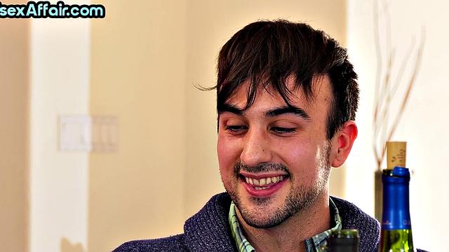 Bisex stunning babe fucked in 3way with best friends