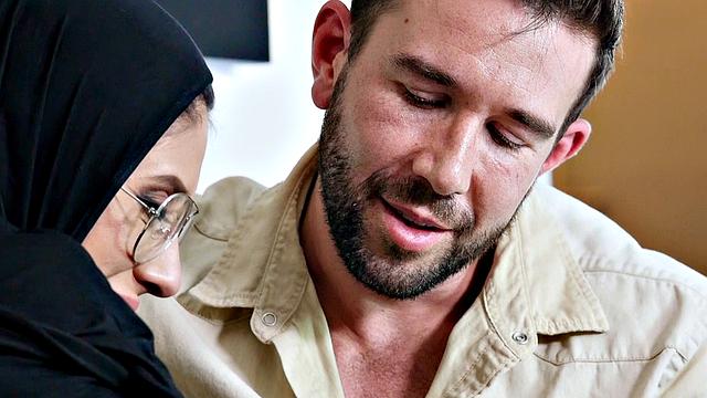 Tiny Muslim Teen Lives The Anal Fantasy