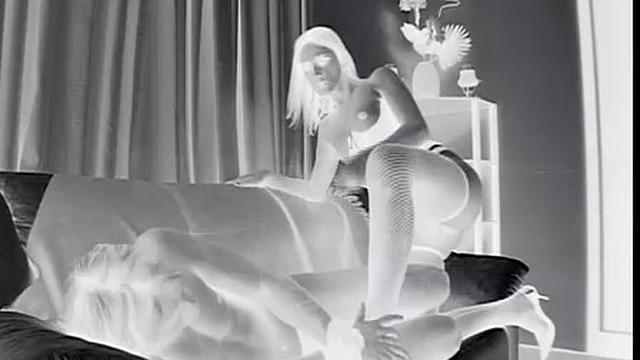 Foot Worshiping Transexuals 2