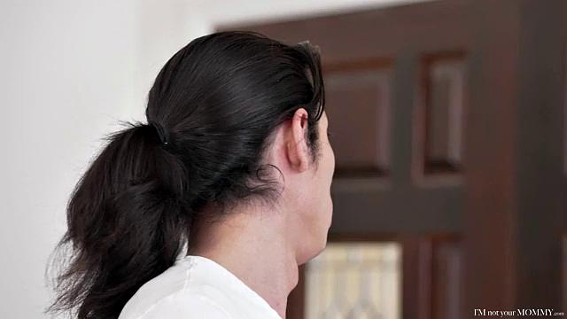 When Is Your Mom Coming Home - S1:E8