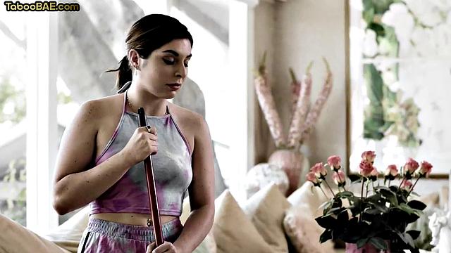 Cute babe cuntfucked by her lover