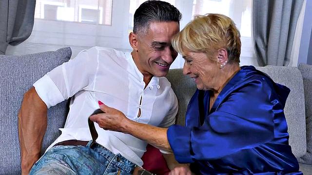 21 SEXTREME - Granny Gets Her Daily Dose Of Cum In Mouth By Her Landlord