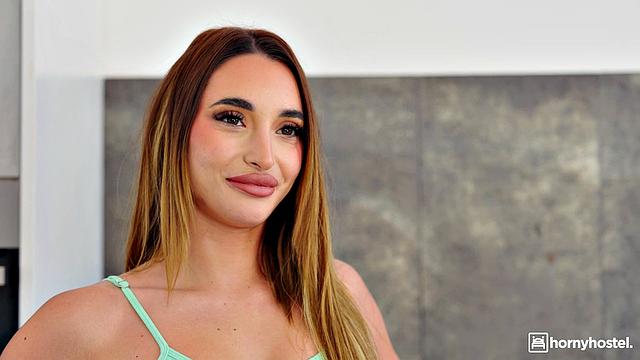 Prankster Scores His Roomie’s Pussy